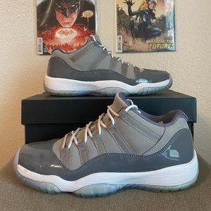 Jordan 11 Retro Cool Grey Sneakers
